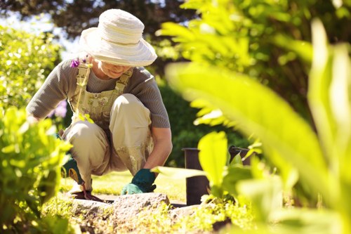 Professional handling of gardener complaints